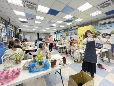 112.10.25家長志工親生苔球手作